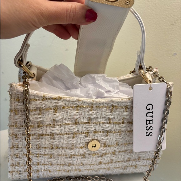 GUESS Cream Tweed Top-Handle Chain Satchel 7.5 by 8 inches Pretty cute - Picture 6 of 14
